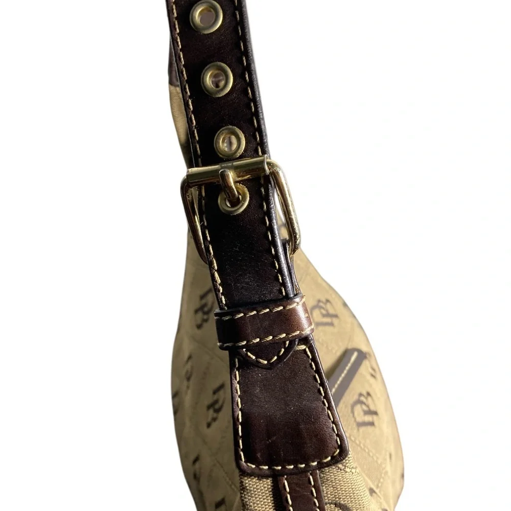 VNTG DOONEY & BOURKE SIGNATURE LOGO EMBOSSED Women's Bag
